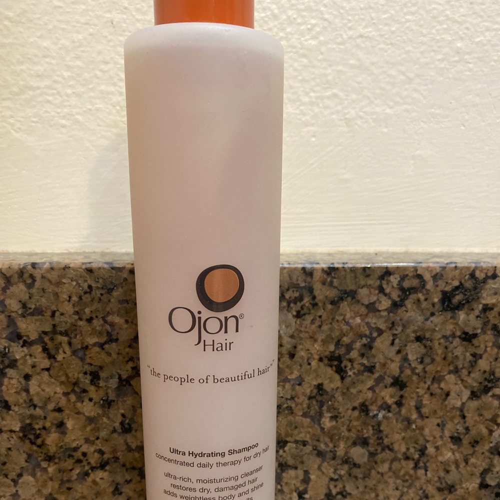 Ojon Ultra Hydrating Shampoo. Very rare, original formula. 8,44 fl. Oz.